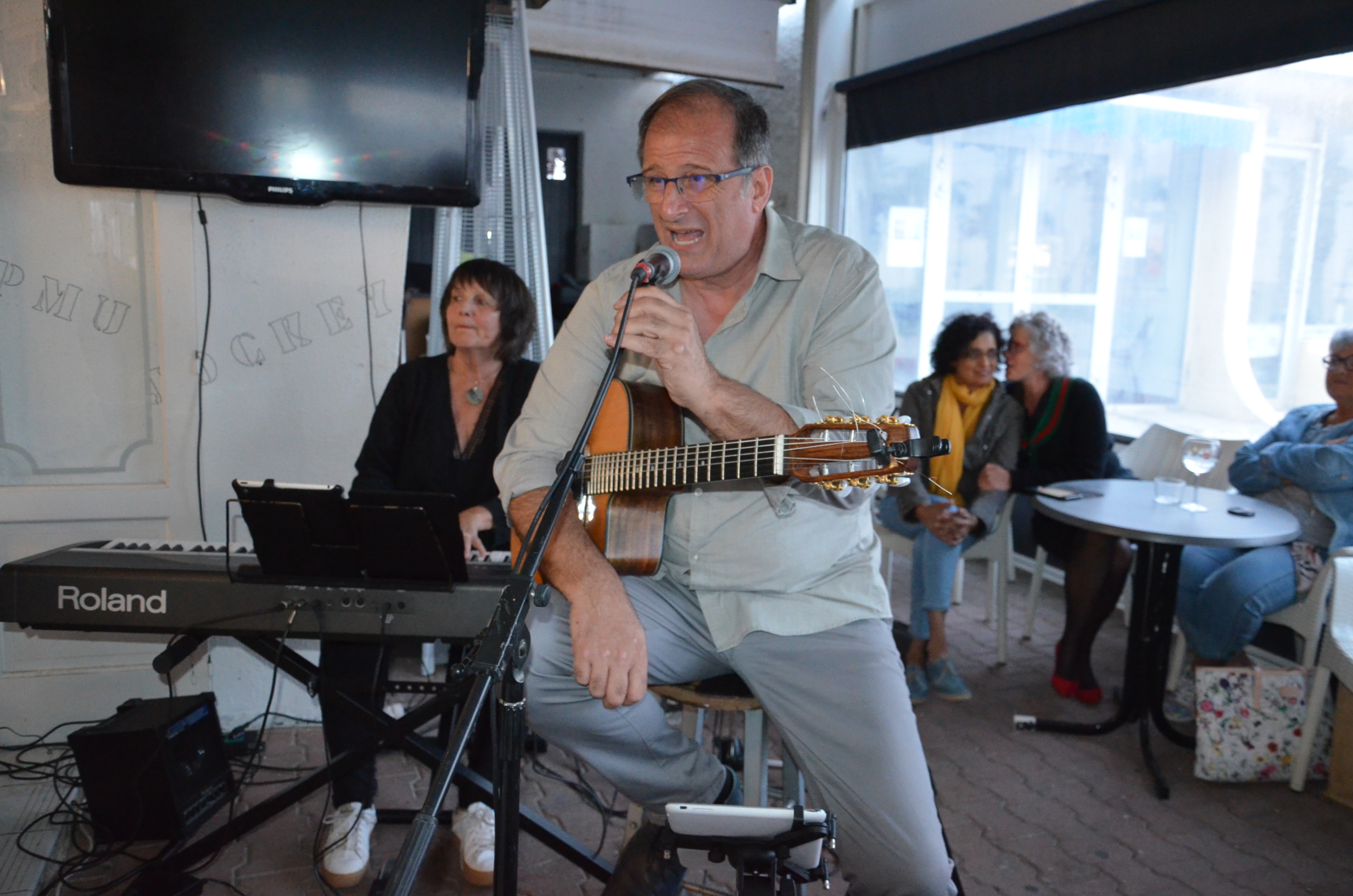 François Cérato guitare et chant